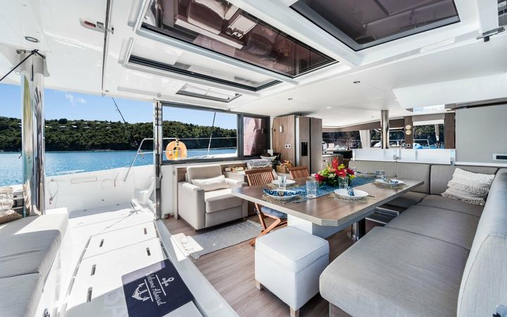 Bali 4.8 | Kasiopeja