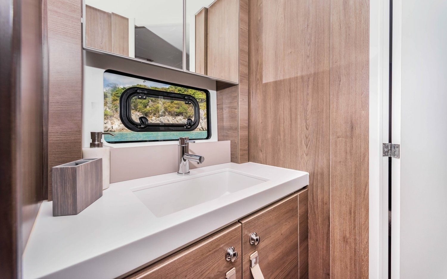 Bali 4.8 | Kasiopeja