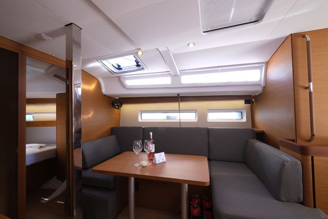 Jeanneau Sun Odyssey 440 | Roma
