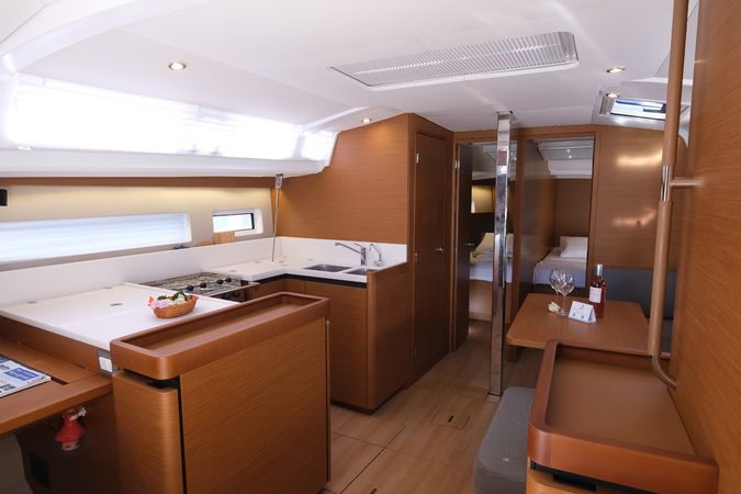 Jeanneau Sun Odyssey 440 | Roma