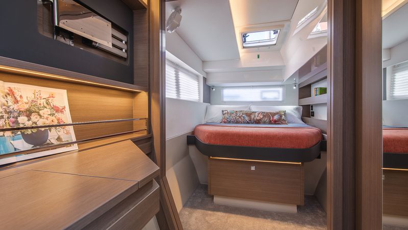 Leopard 42 | Moorings 22