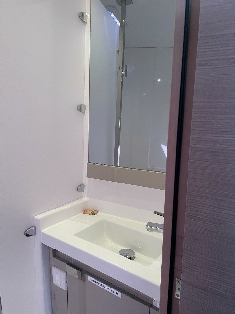 Fountaine Pajot Aura 51 | Carrie Lee