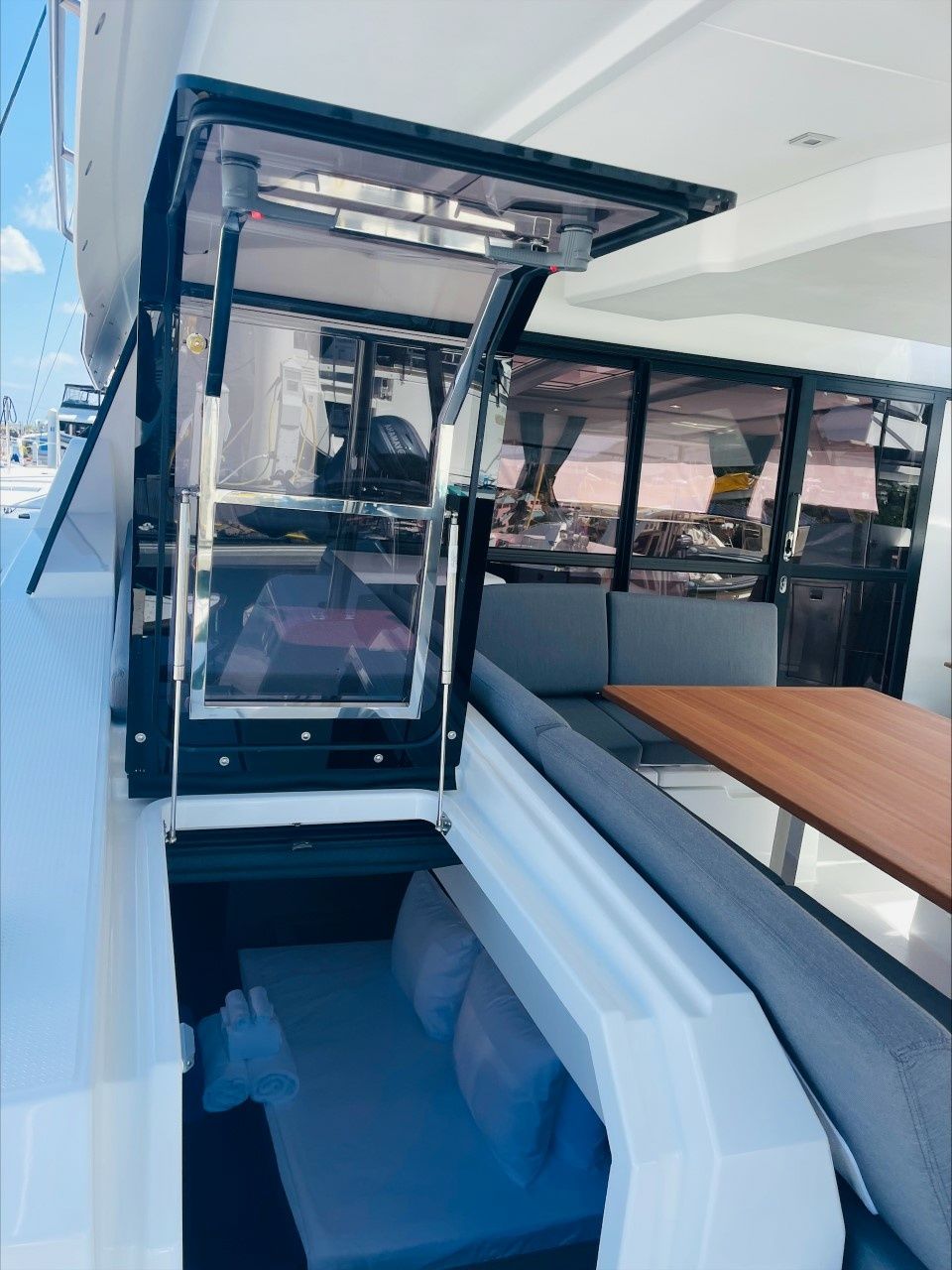 Fountaine Pajot Aura 51 | Carrie Lee