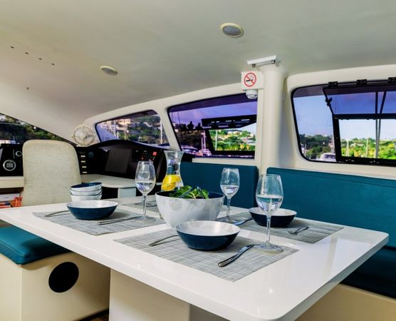 O-Yacht Class 4 | Aonyx