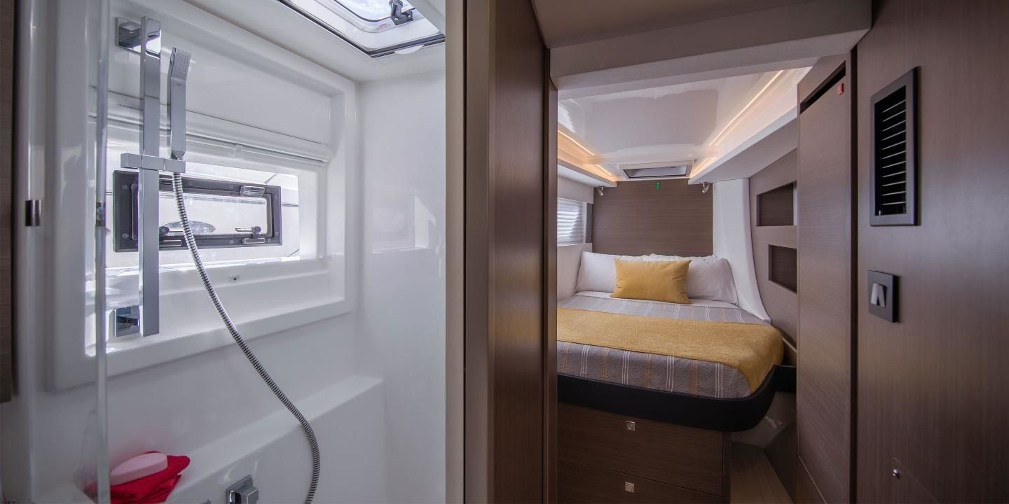 Leopard 42 | Moorings 23