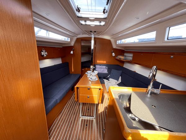 Bavaria Cruiser 34 | Siesta