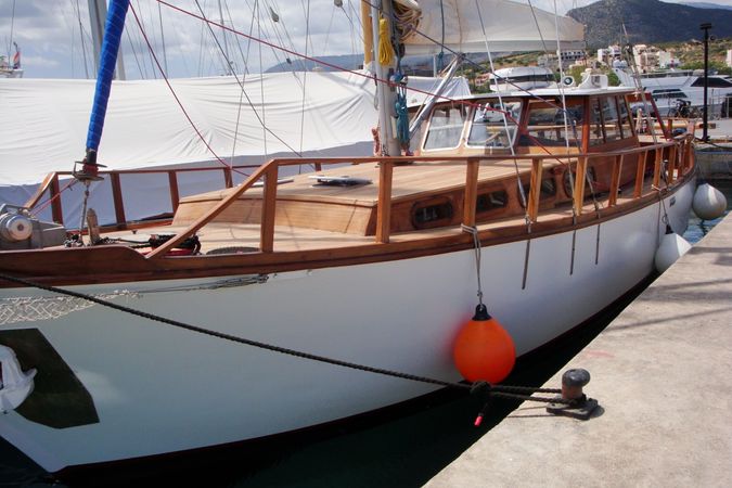 Custom Built 52 | Sara