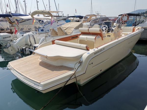 Invictus 280 | SX