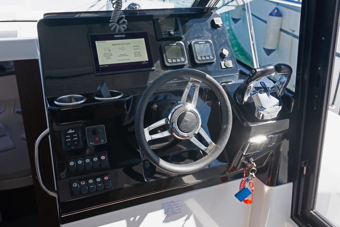 Jeanneau Merry Fisher 1095 | Renatus
