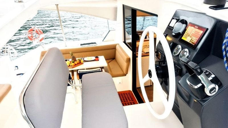 Catflash 43 | Kanhka