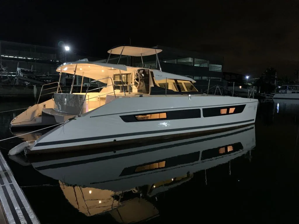 Catflash 43 | Kanhka