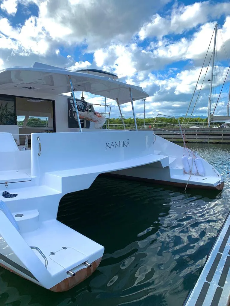 Catflash 43 | Kanhka