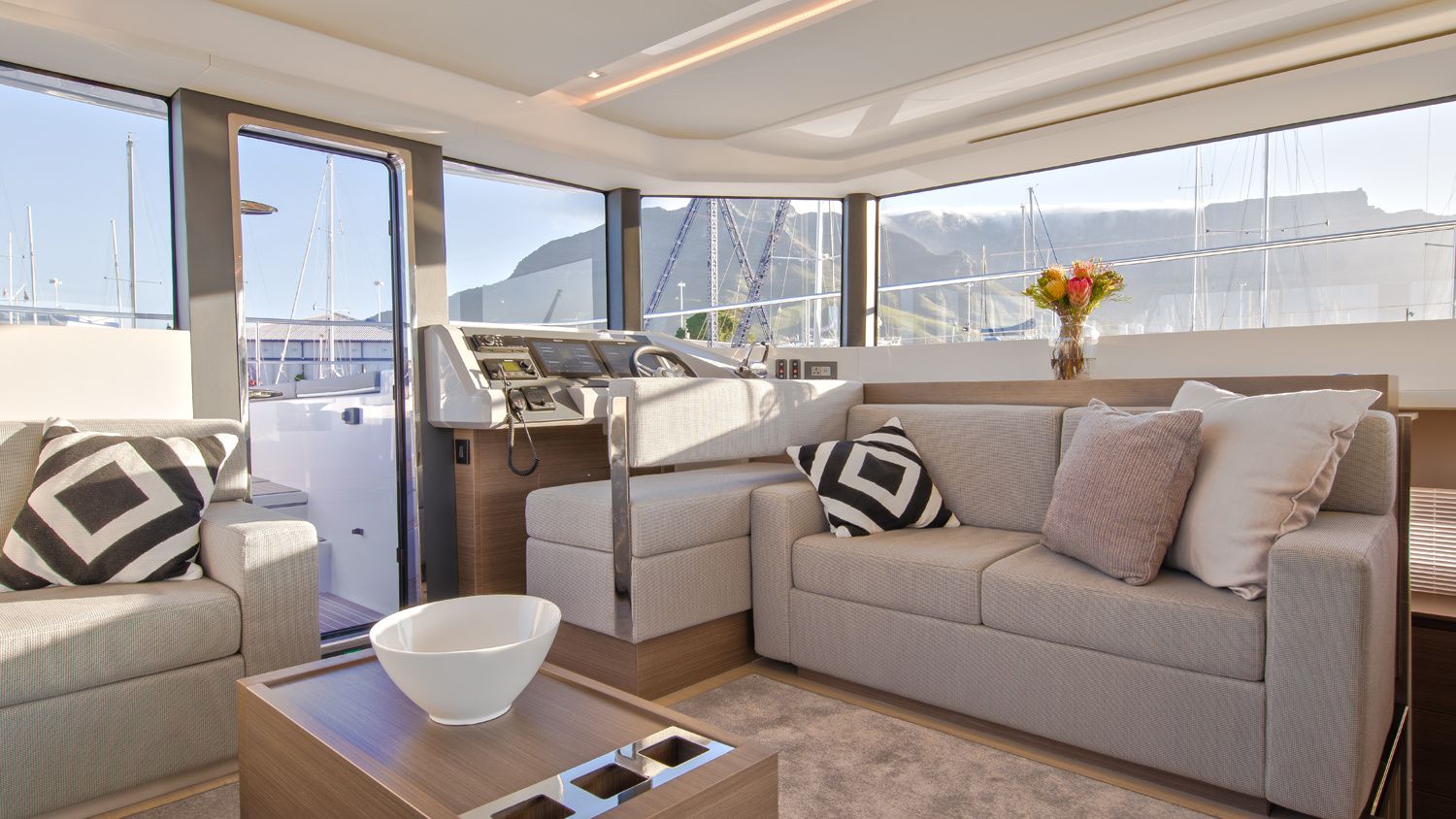 Leopard 53 PC | Moorings 22