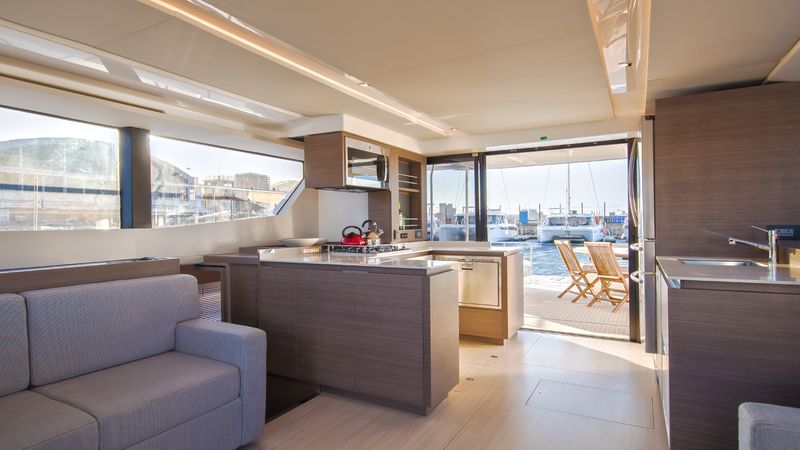 Leopard 53 PC | Moorings 22