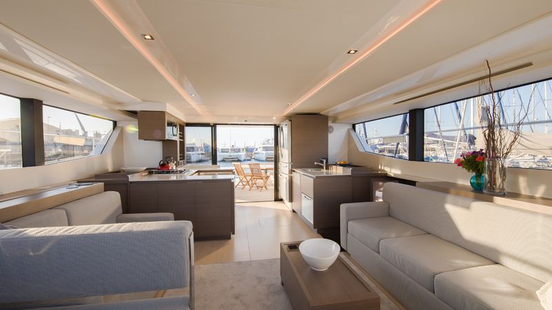 Leopard 53 PC | Moorings 22