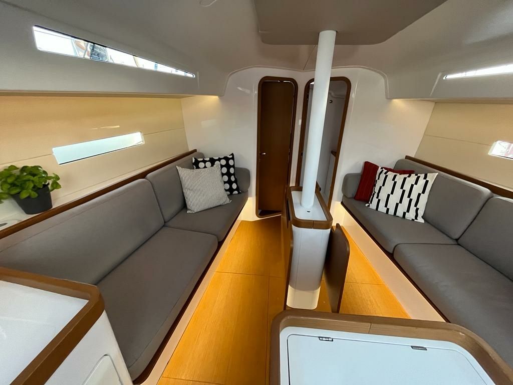 Beneteau First 36 | Ultra First