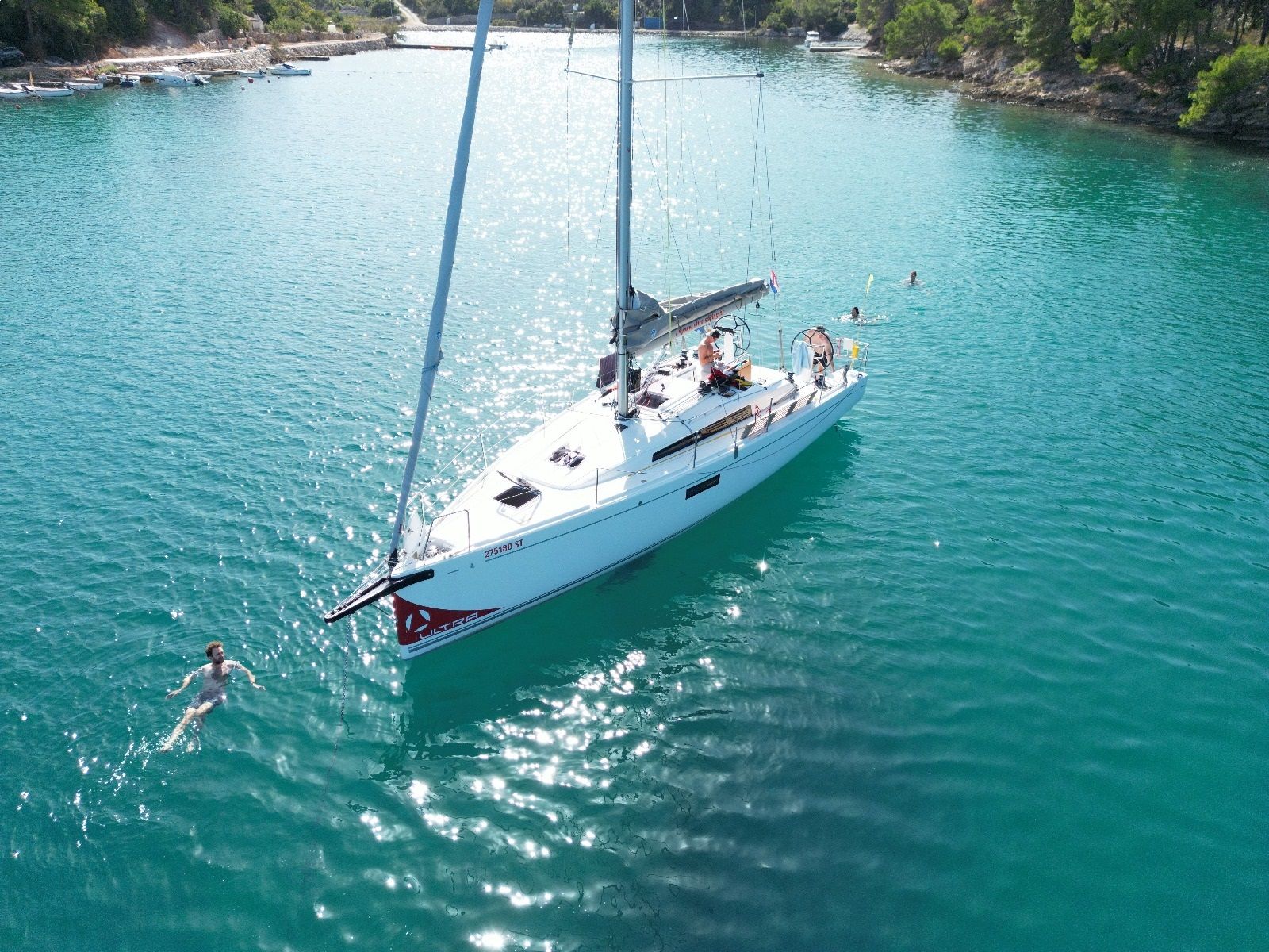Beneteau First 36 | Ultra First