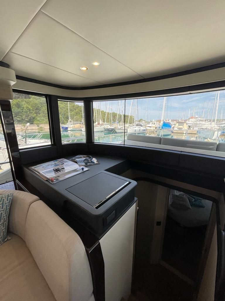Absolute Navetta 52 | Kairos