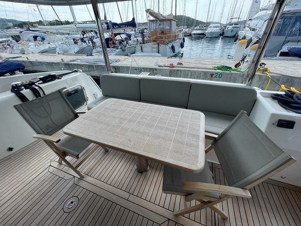 Absolute Navetta 52 | Kairos
