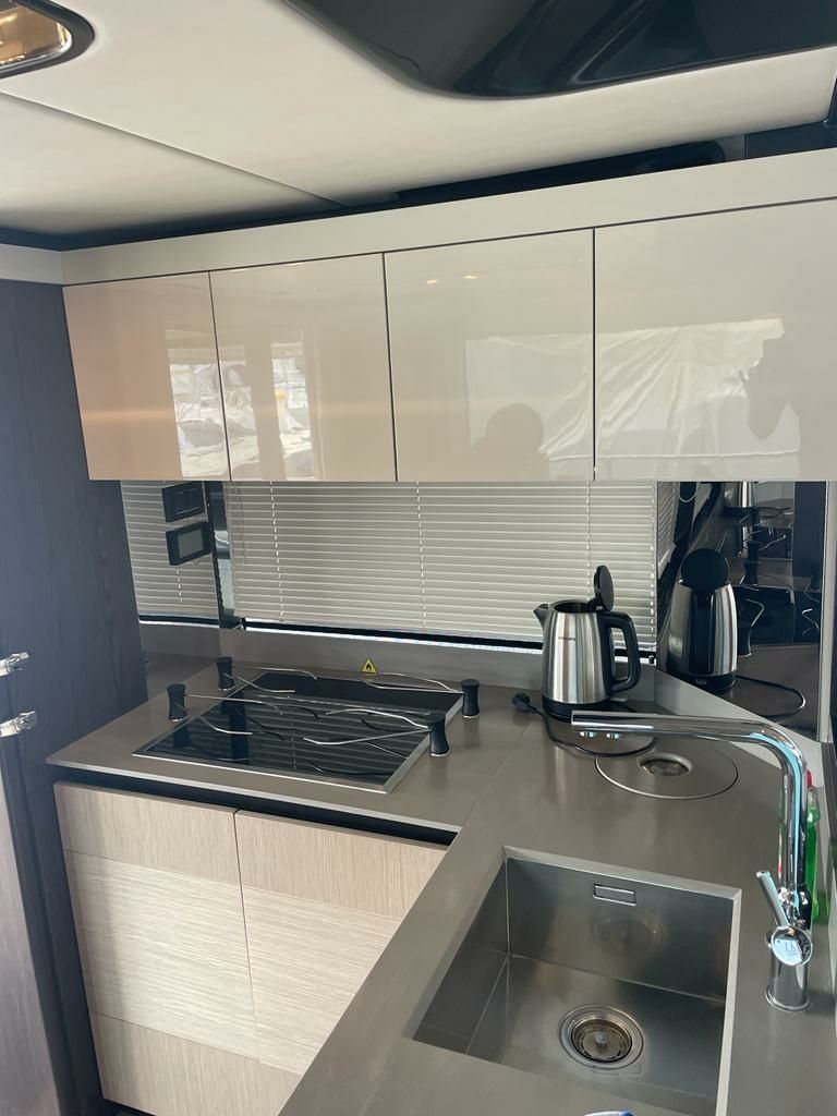 Absolute Navetta 52 | Kairos