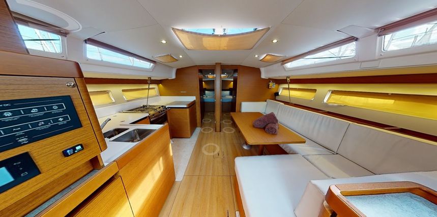 Jeanneau Sun Odyssey 49 | Corcho 14