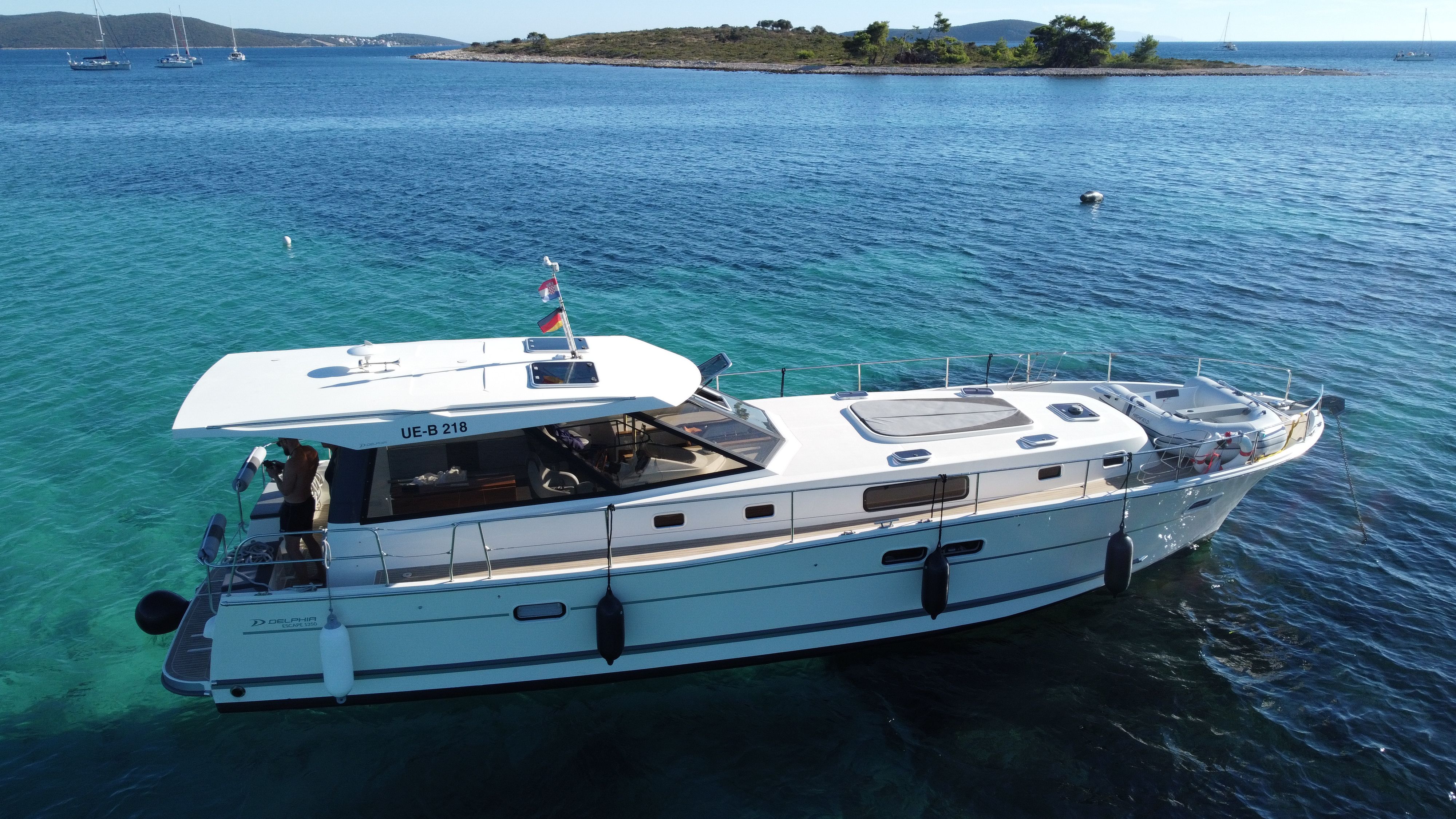 Delphia 1350 | Vamia