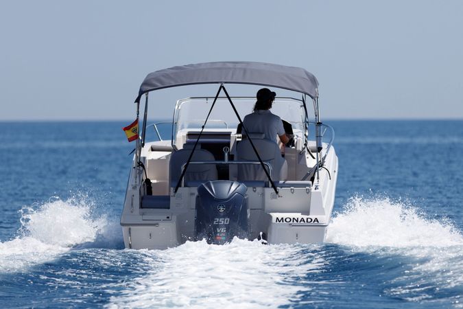 Pacific Craft 700 | Monada