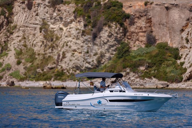 Pacific Craft 700 | Monada