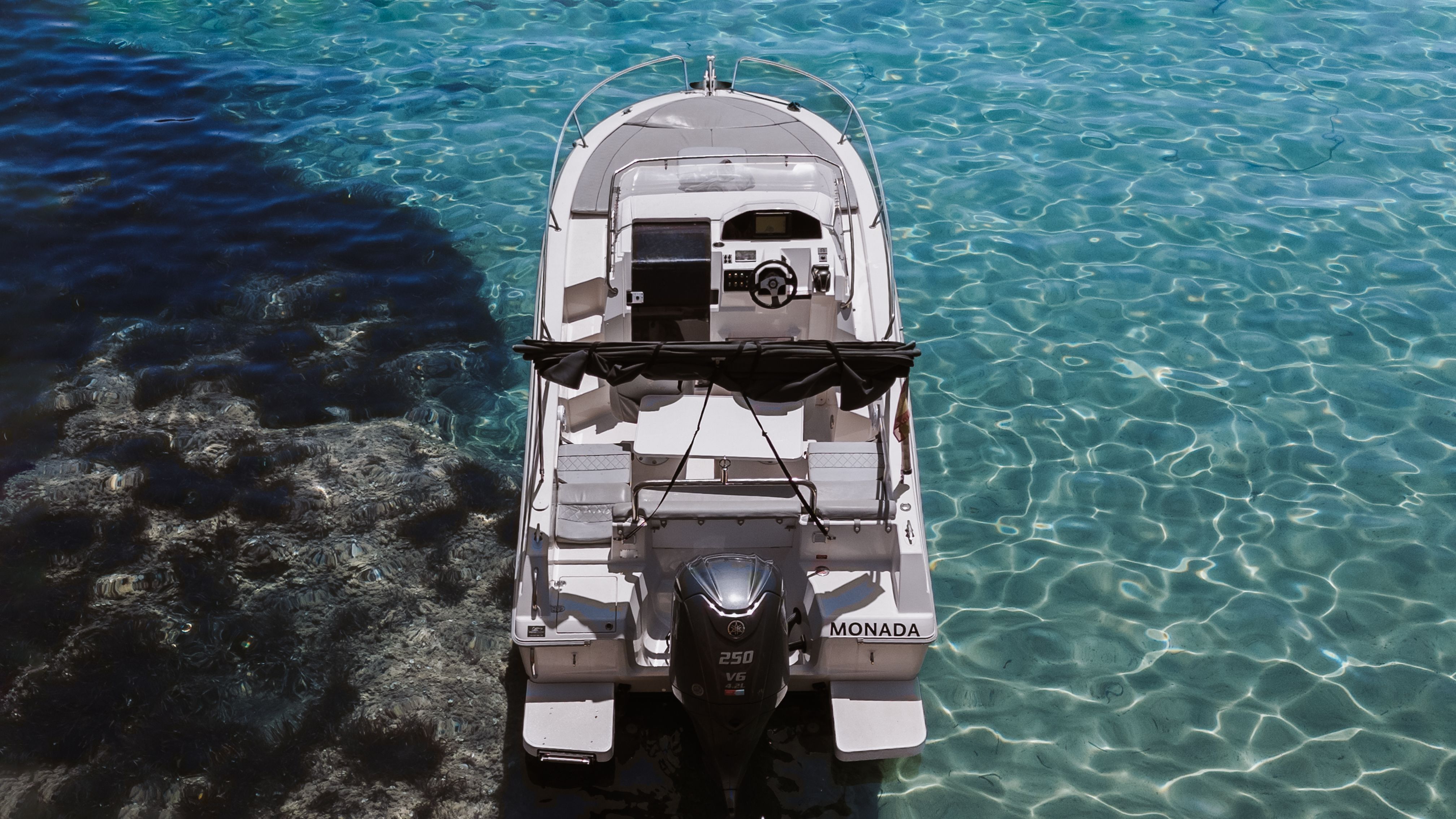 Pacific Craft 700 | Monada