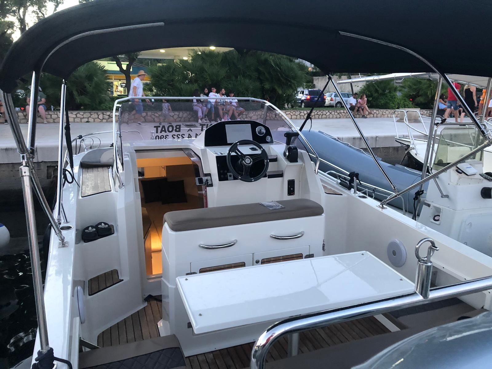 Atlantic Marine 730 | Sun Cruiser