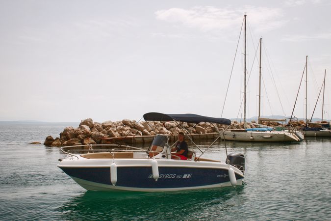 Orizzonti Syros 190 | 21