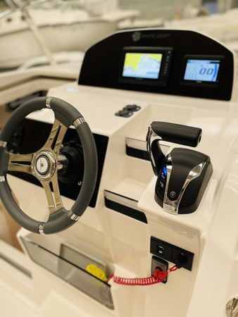 Pacific Craft 750 | Oceans 3