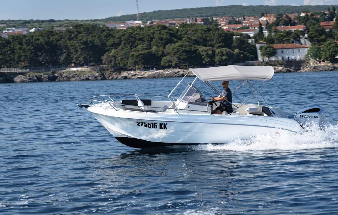 Atlantic Marine 670 | 22
