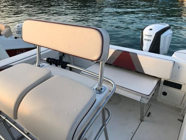 Boston Whaler 26 Outrage | Outrage