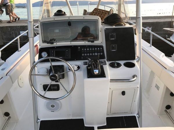 Boston Whaler 26 Outrage | Outrage