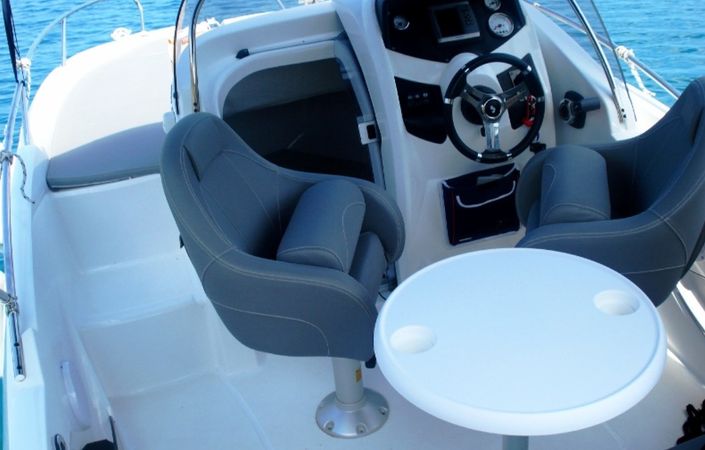 Beneteau Flyer 550 | 19