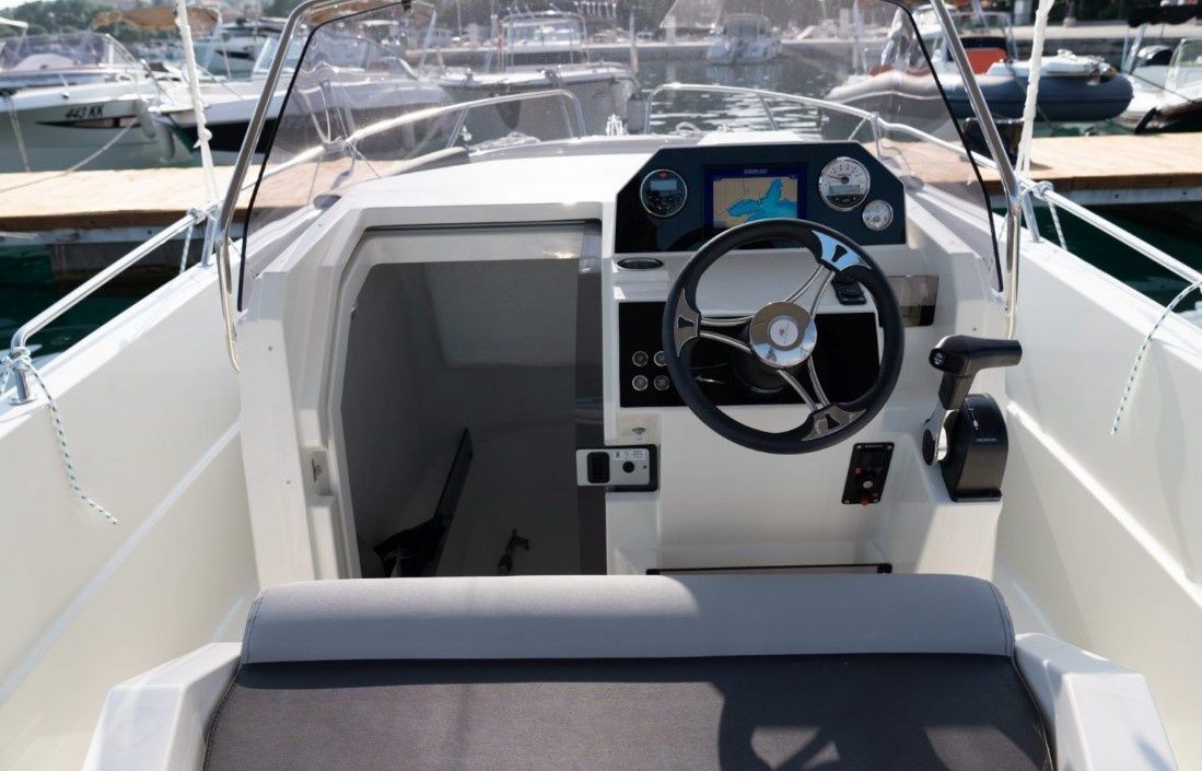 Atlantic Marine 670 | 22