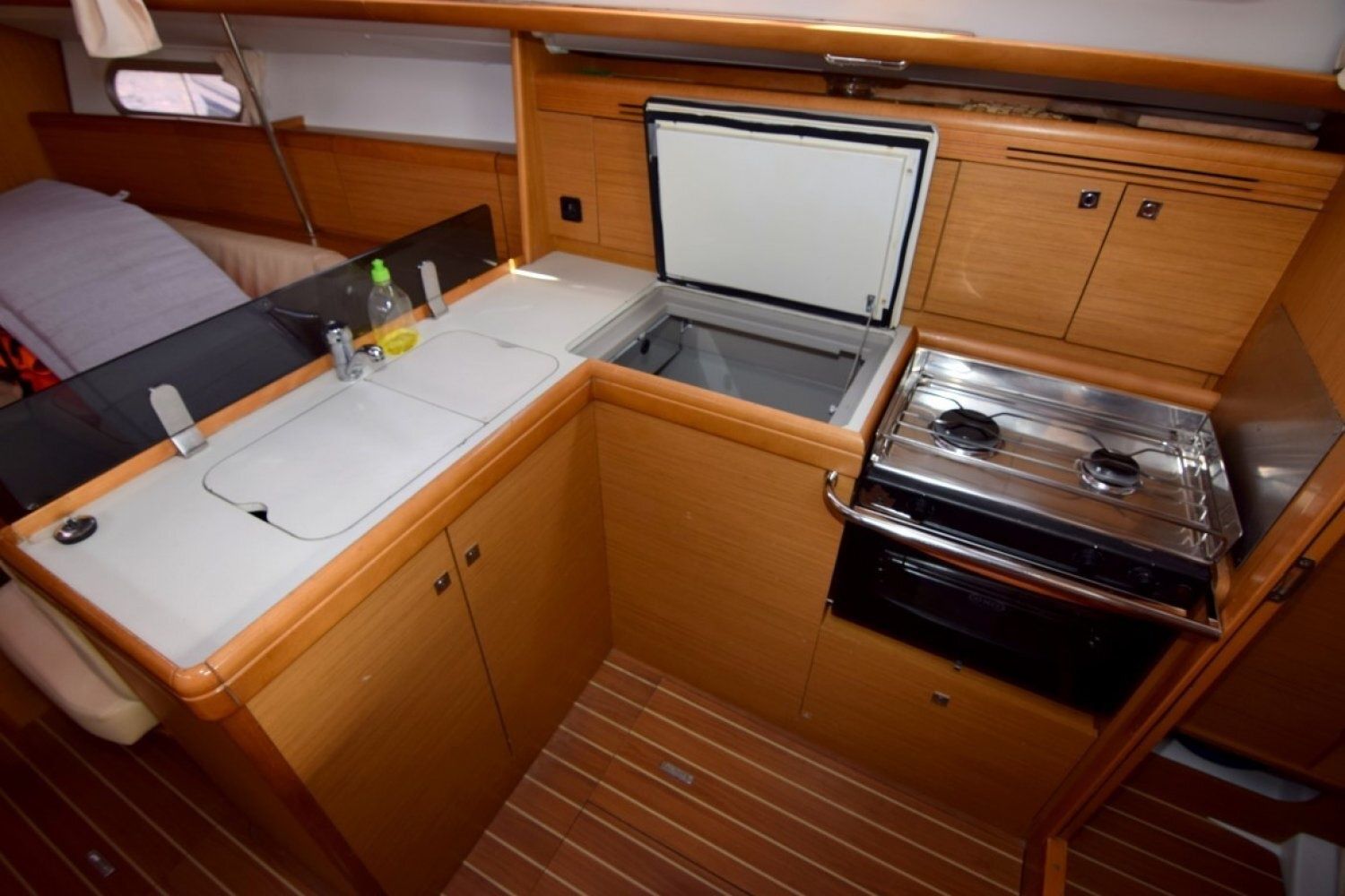Jeanneau Sun Odyssey 36i | Pivo Sat