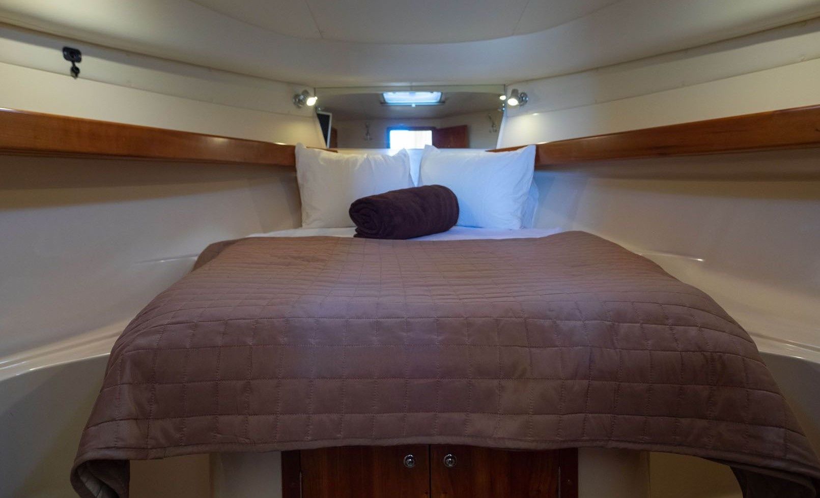 Rodman 1040 | Gabriela