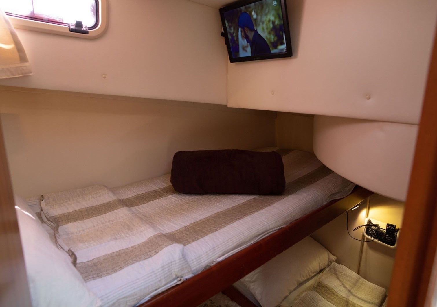 Rodman 1040 | Gabriela