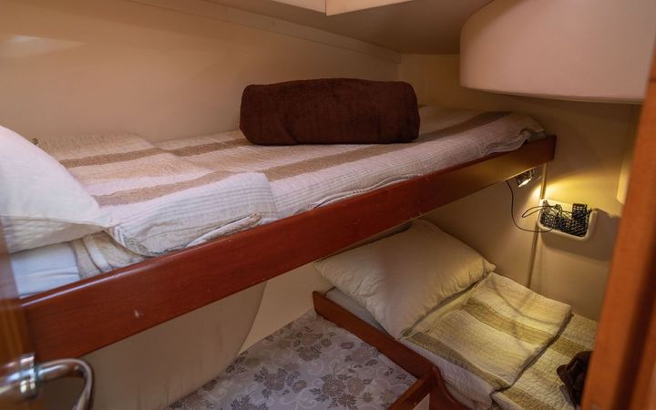 Rodman 1040 | Gabriela