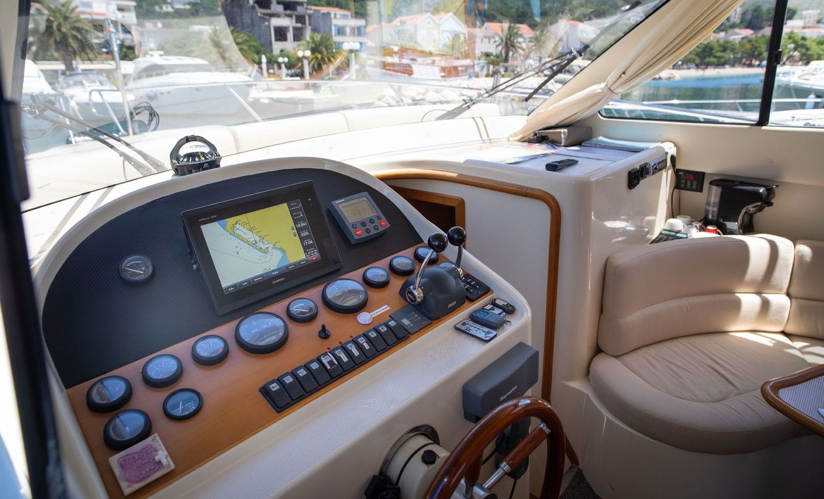 Rodman 1040 | Gabriela