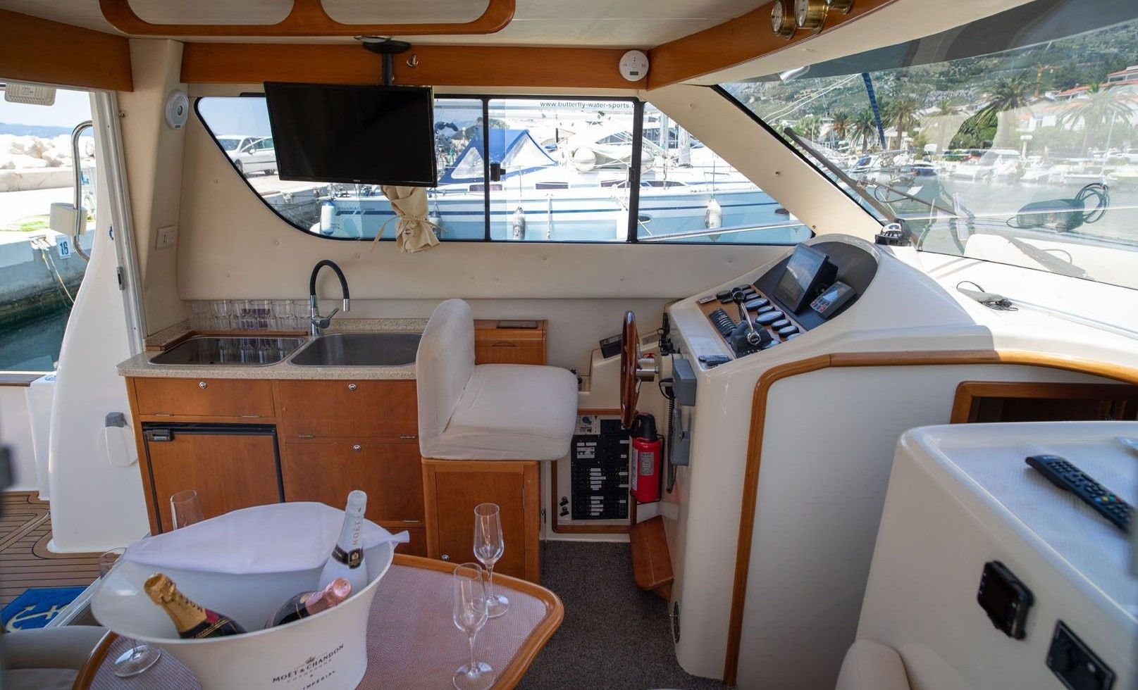 Rodman 1040 | Gabriela