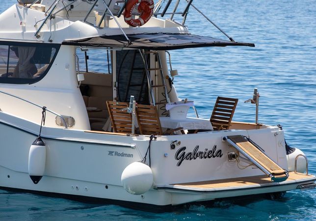 Rodman 1040 | Gabriela