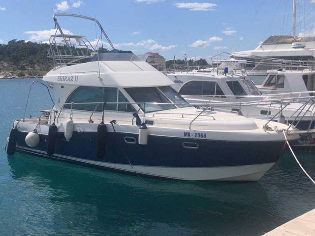 Beneteau Antares 9.80 | Shiraz 2