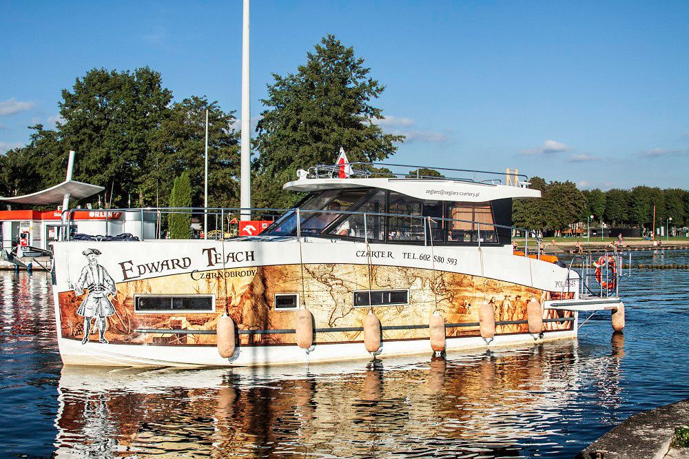 Cobra Yachts 36 | Edward Teach