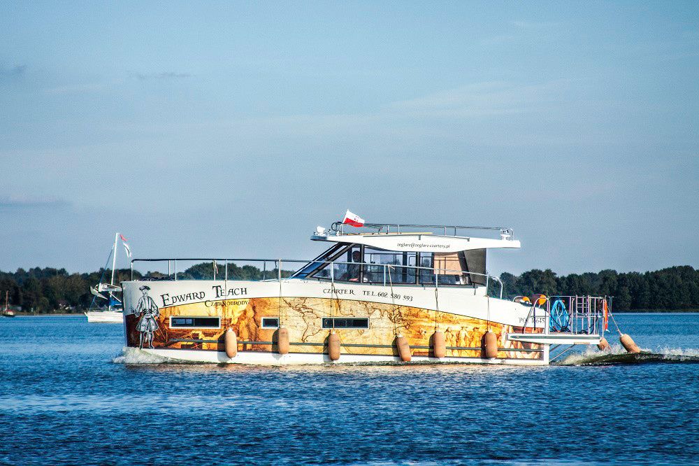 Cobra Yachts 36 | Edward Teach