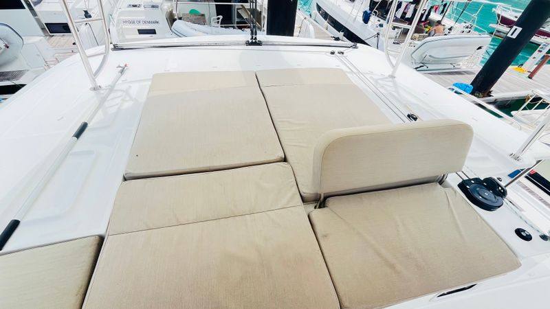 Lagoon 46 | Ghost Buster