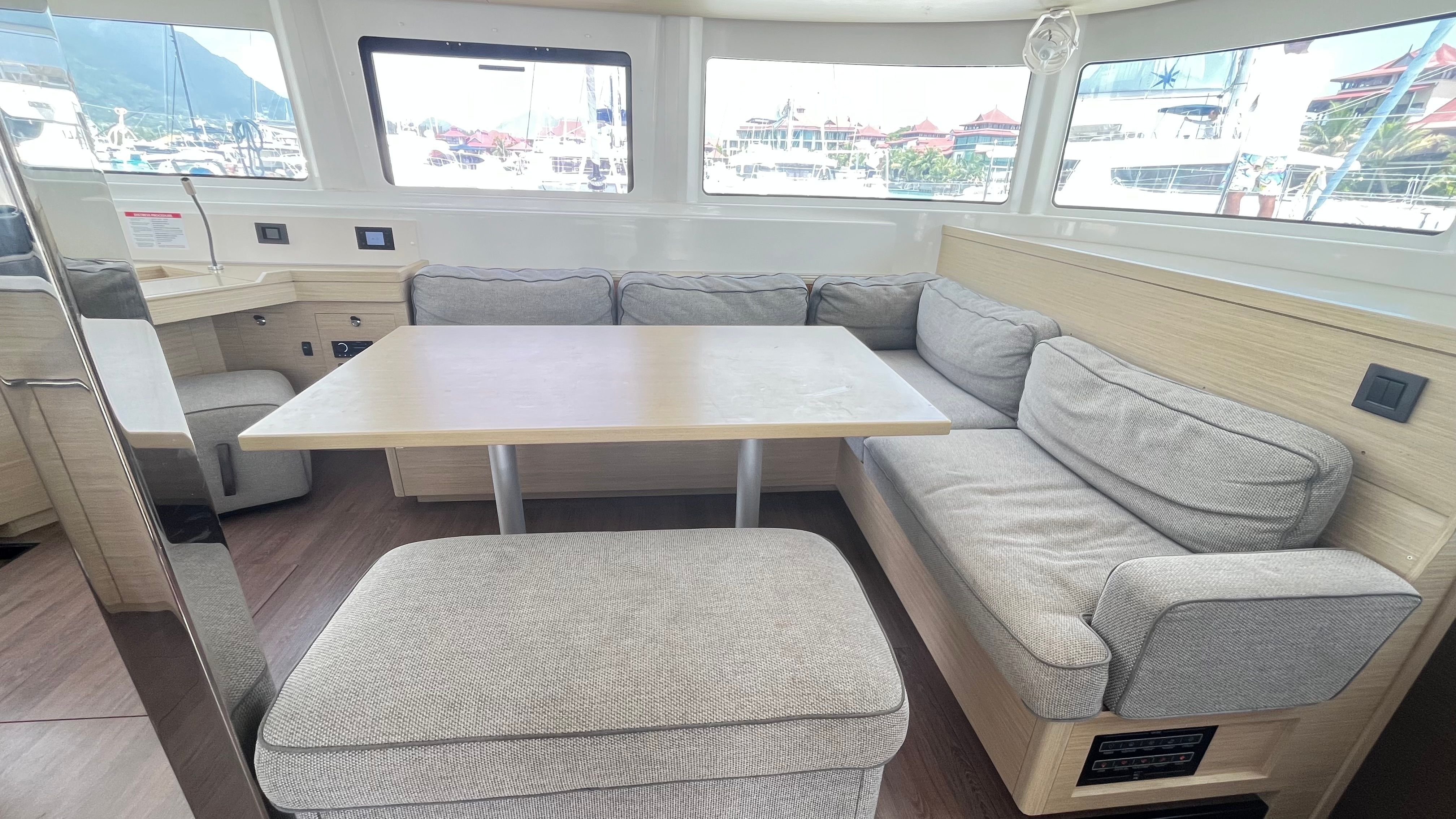 Lagoon 46 | Ghost Buster