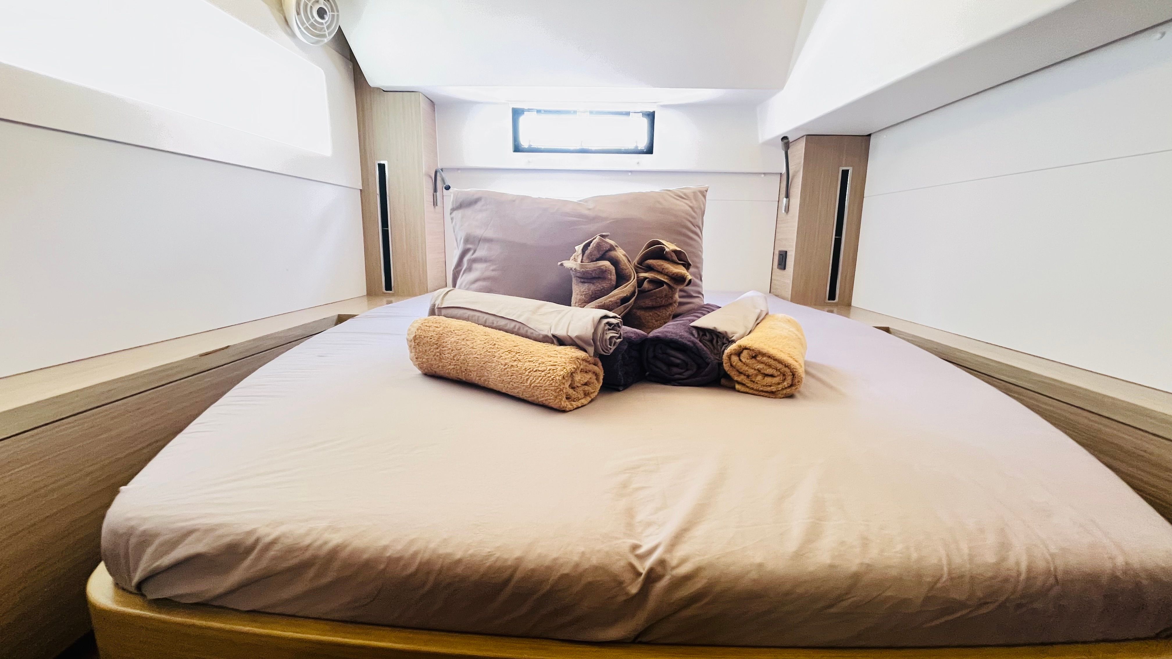 Lagoon 46 | Ghost Buster